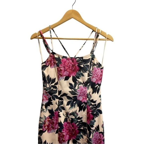 NWT Clara Story Floral Fitted Midi Dress Size Large - Picture 3 of 13